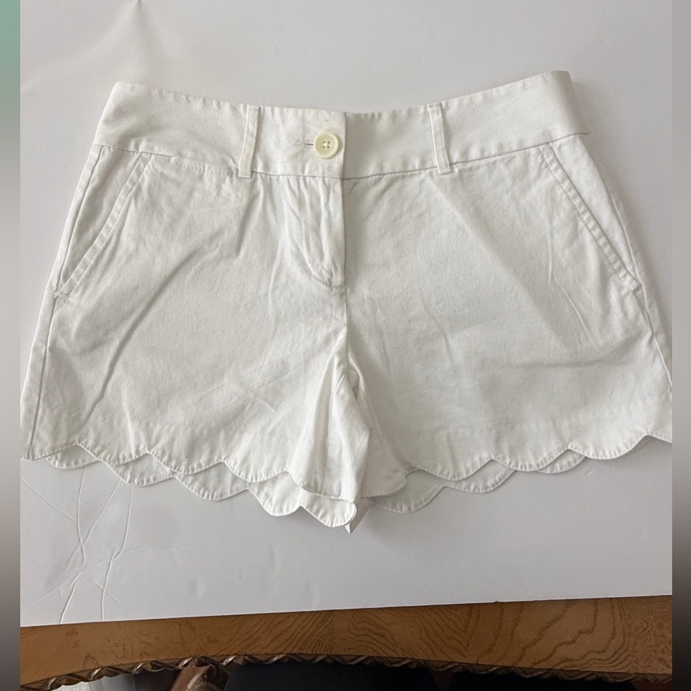 LOFT High Waist White Scalloped Shorts NWT Size 0